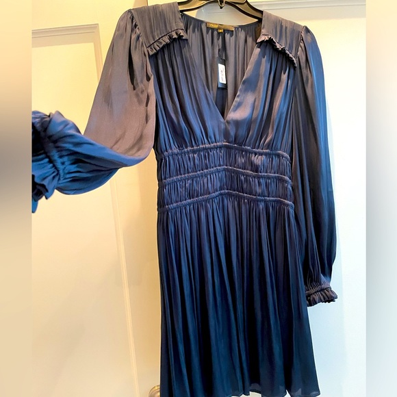 Maje Navy Flowing Satin dress - Picture 4 of 5